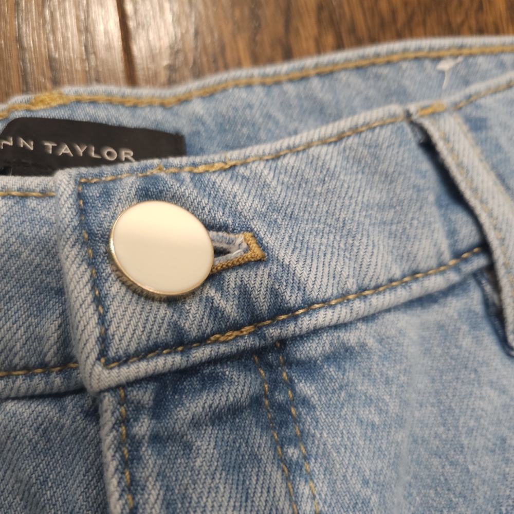 Ann Taylor Jeans - Picture 3 of 6